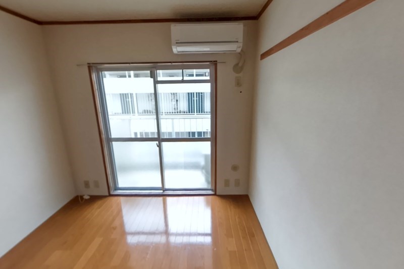 シャトール田口戸塚Ⅰ リビング