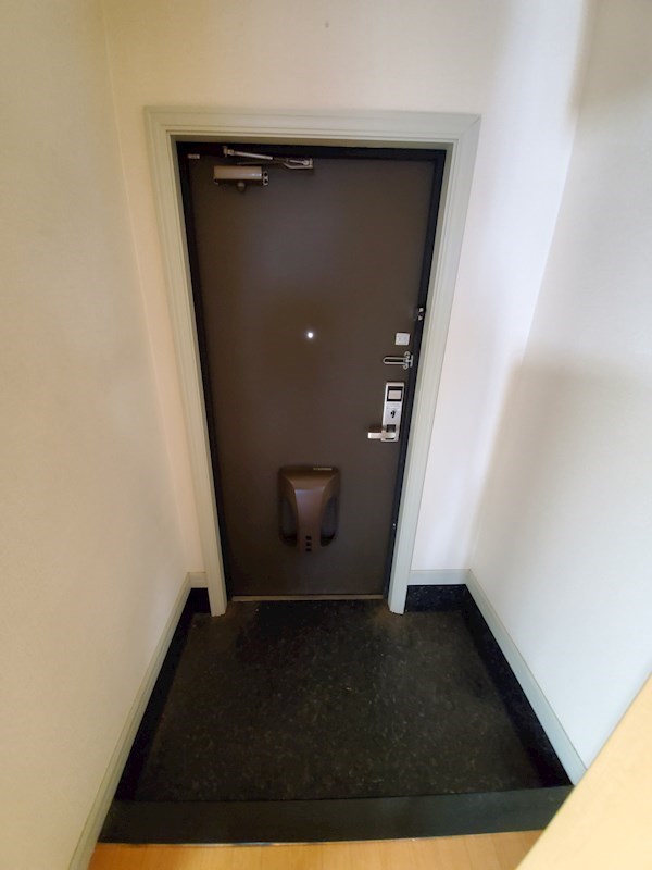 ファミール茅ヶ崎 玄関