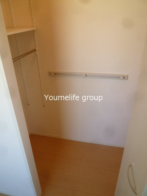 ヴェリナ旭町 収納