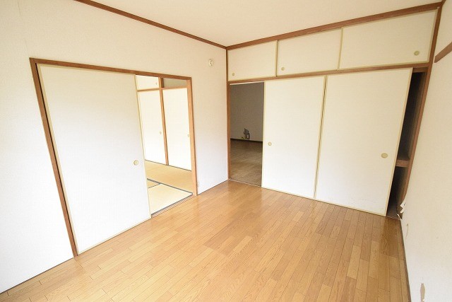 ベルハイツ高嶺 ベッドルーム