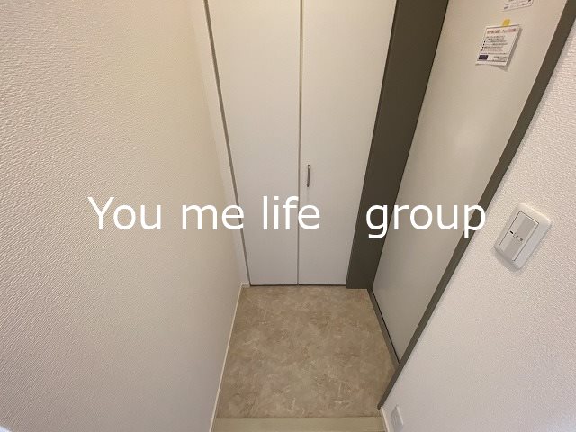 メゾン鵠沼神明  玄関