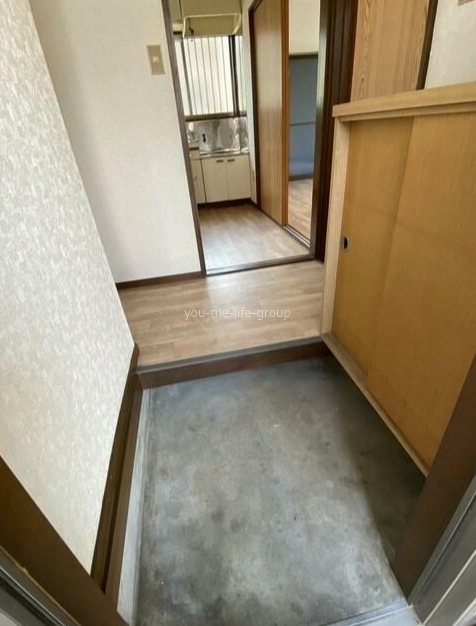 石川ハイツＡテラス（光） 玄関
