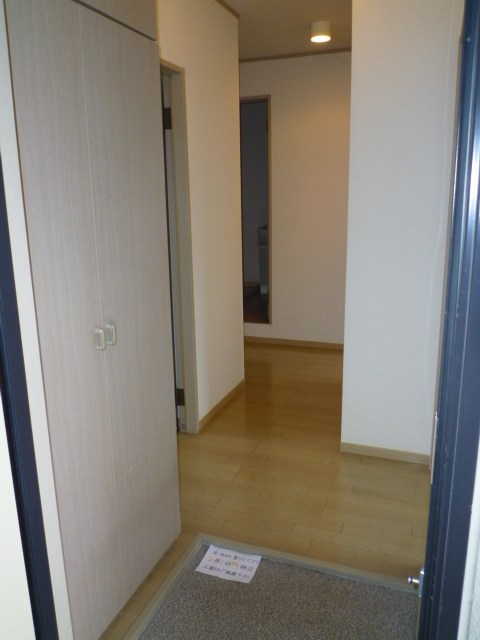 アルファタウン西田原　Ｉ 玄関