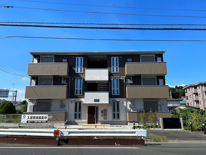 コンフォートイセゼキ 102号室 外観