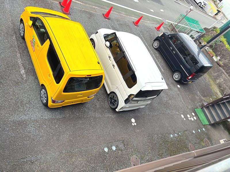 アヤベマンション 駐車場