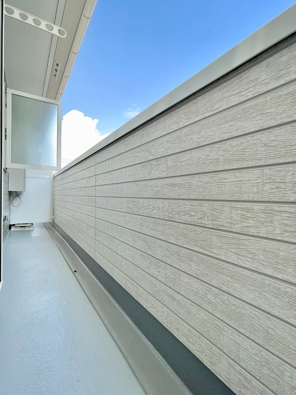 Blu legna（ブルーレーニャ） ベランダ