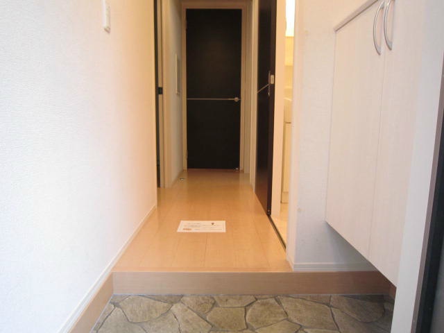 ルミエール 玄関