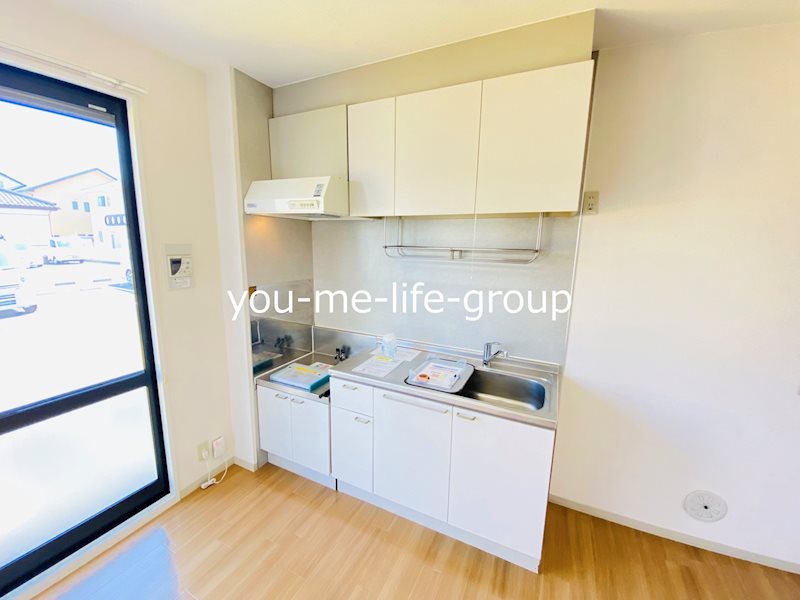 ラークヒルズB キッチン