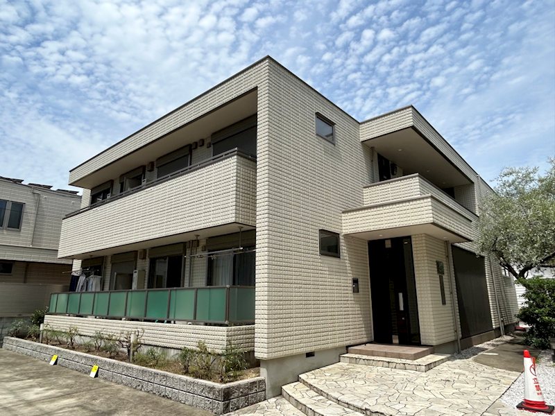 パインヒルズウエスト 202号室 外観