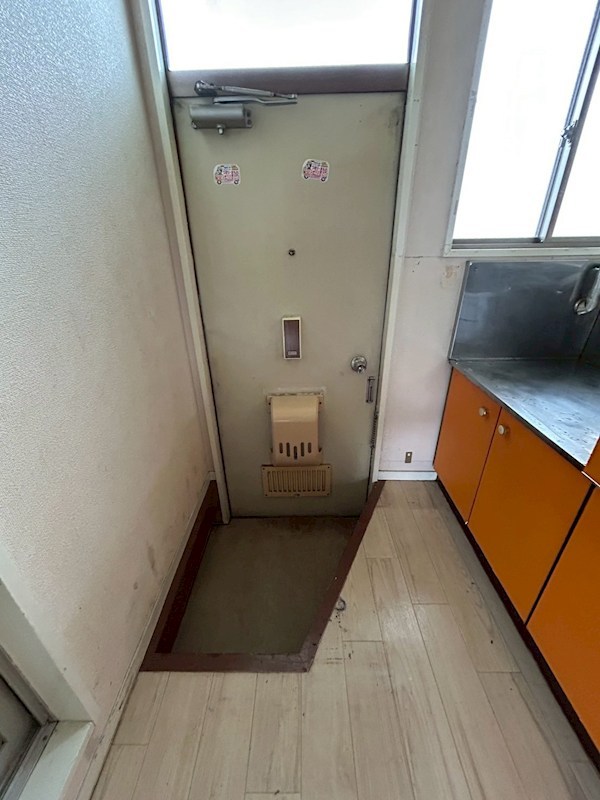 コーポコジマB棟 玄関