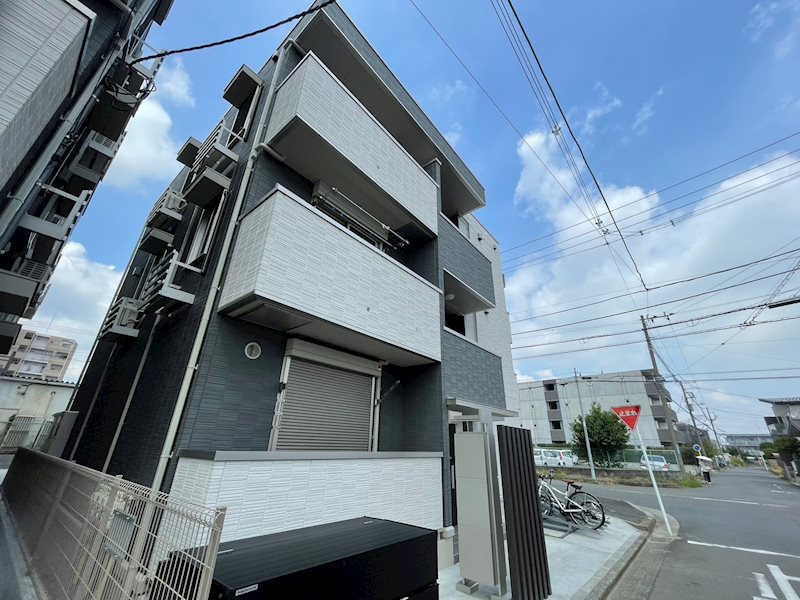 プランドール湘南 301号室 外観