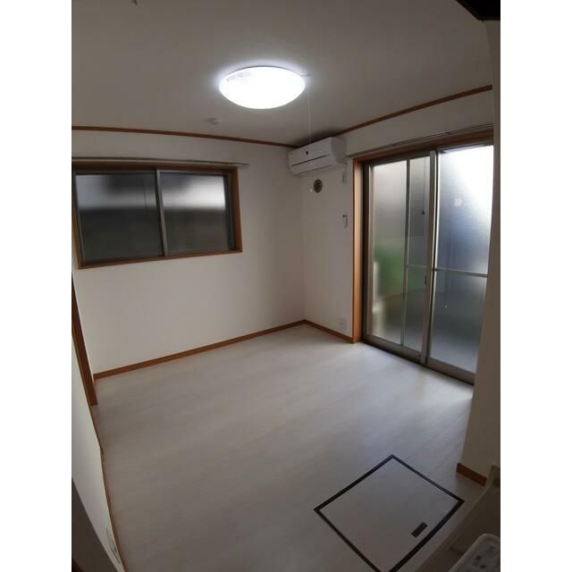 ７ｔｈコーポ善行 リビング