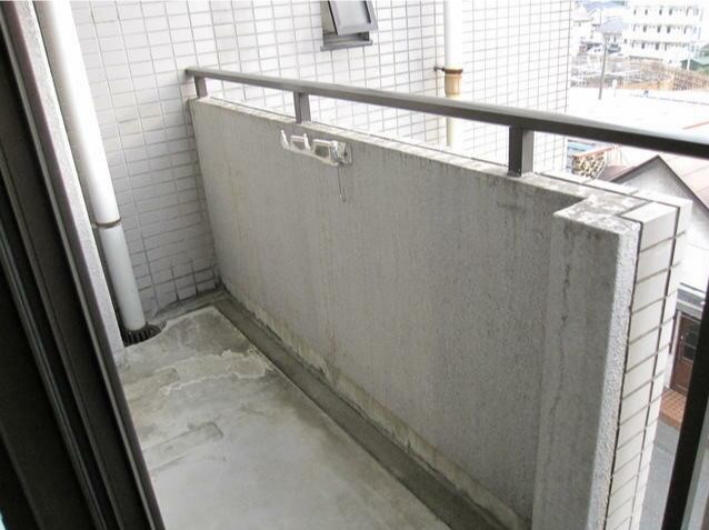 リラ伊勢原 ベランダ