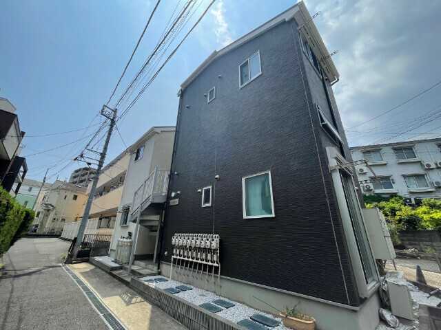 アーヴェル戸塚 105号室 外観