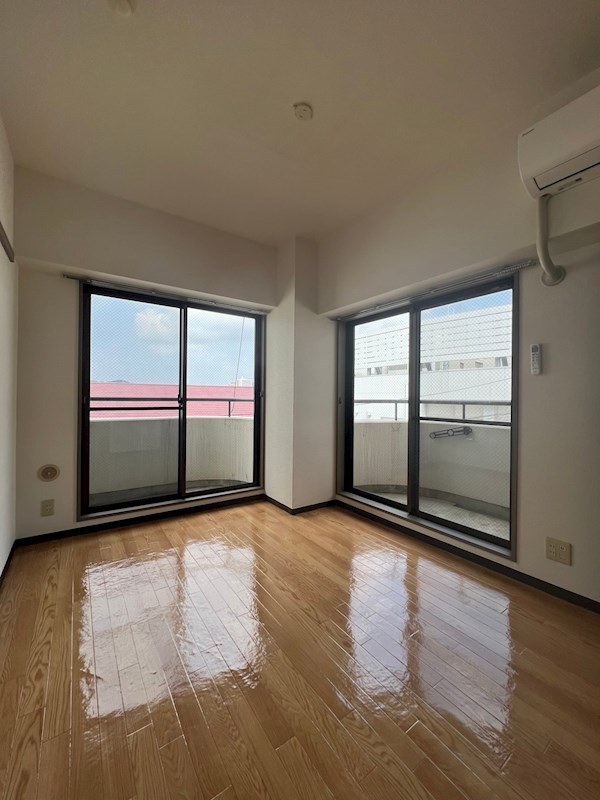 コマキビル リビング