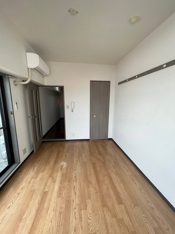 コマキビル ベッドルーム