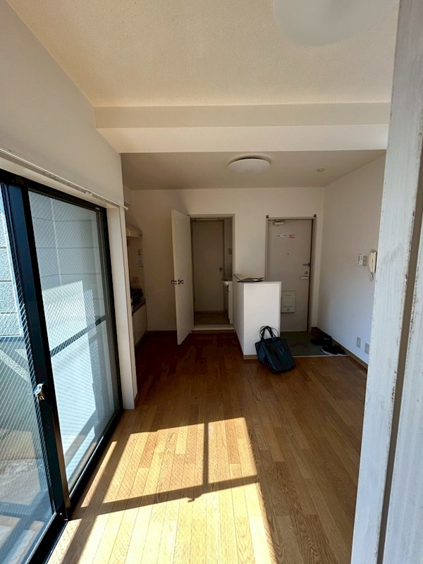 堤ビル リビング