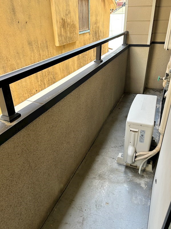 堤ビル ベランダ