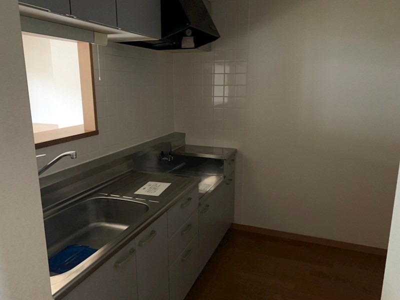 ルミエール泉 キッチン