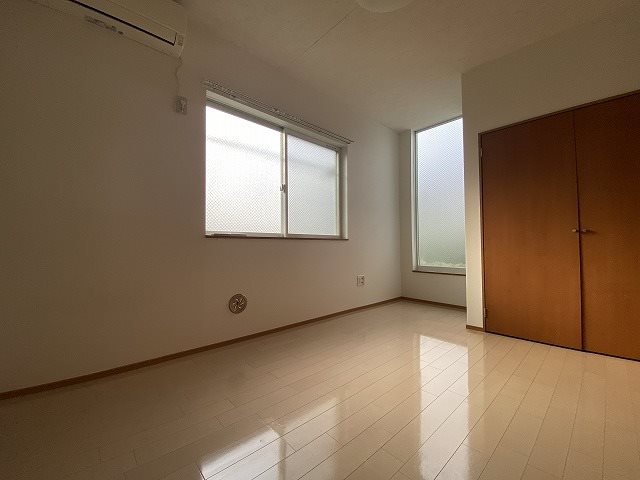銀河ハイツ ベッドルーム