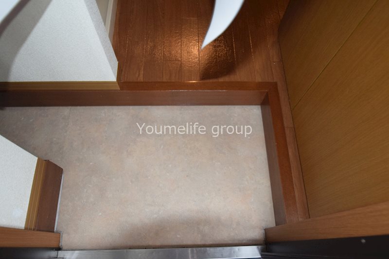 モンターニャ 玄関