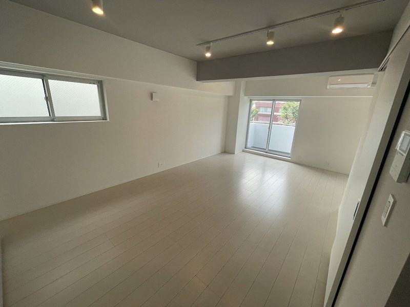 メゾンルートワン  リビング