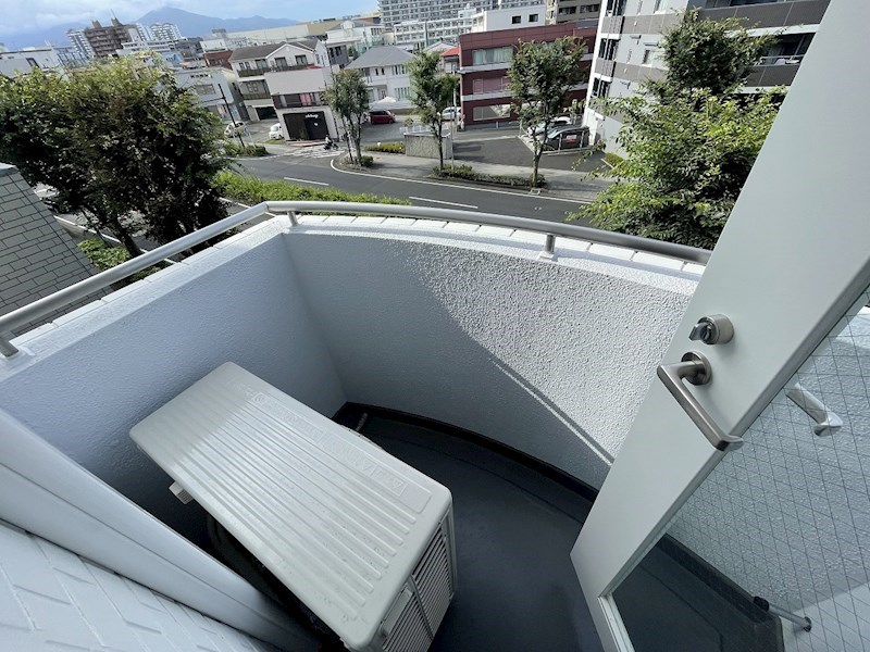 メゾンルートワン  ベランダ