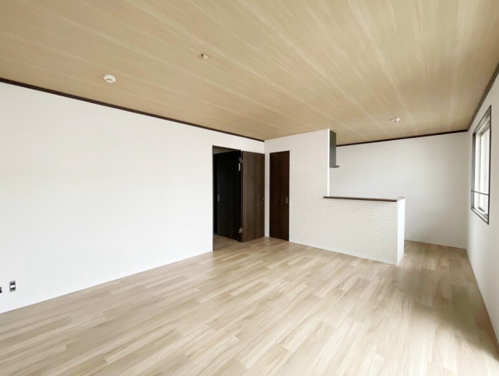 オレンジヒルズ リビング