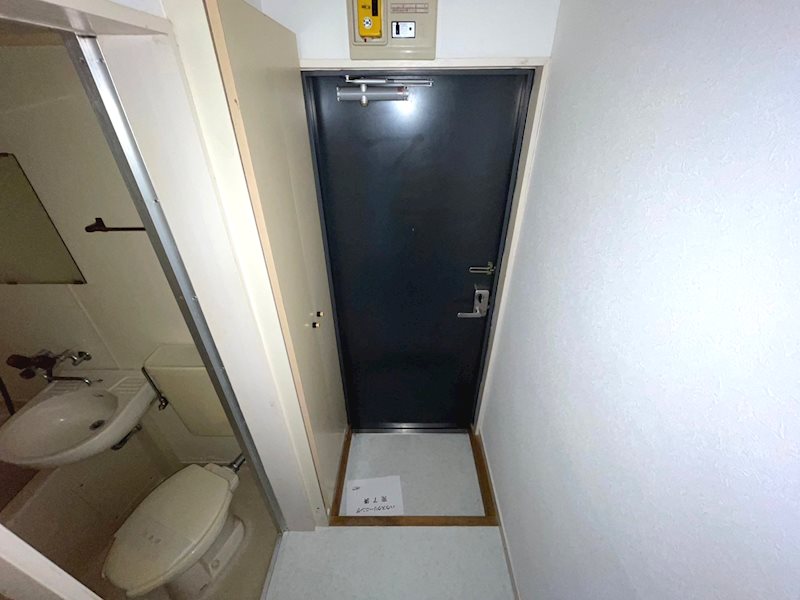 サンパレス湘南 玄関