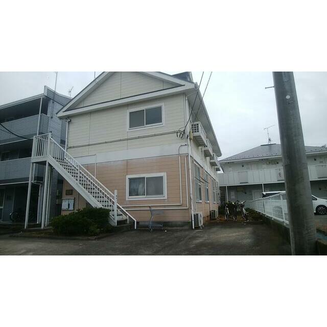 プチメゾン辻村 203号室 外観