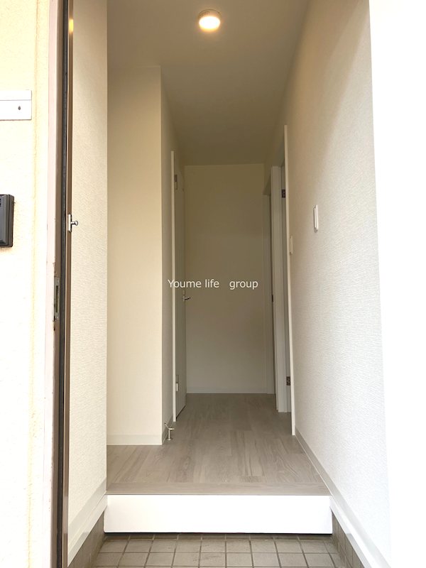 ヒルトップカスガ 玄関