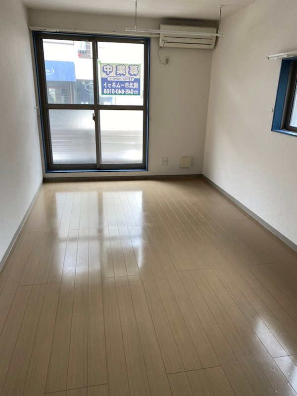 Y&amp;rsquo;sクレスト材木座 ベッドルーム