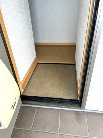 グリーンヒルズ 玄関