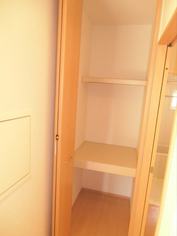 ペルソナ その他9