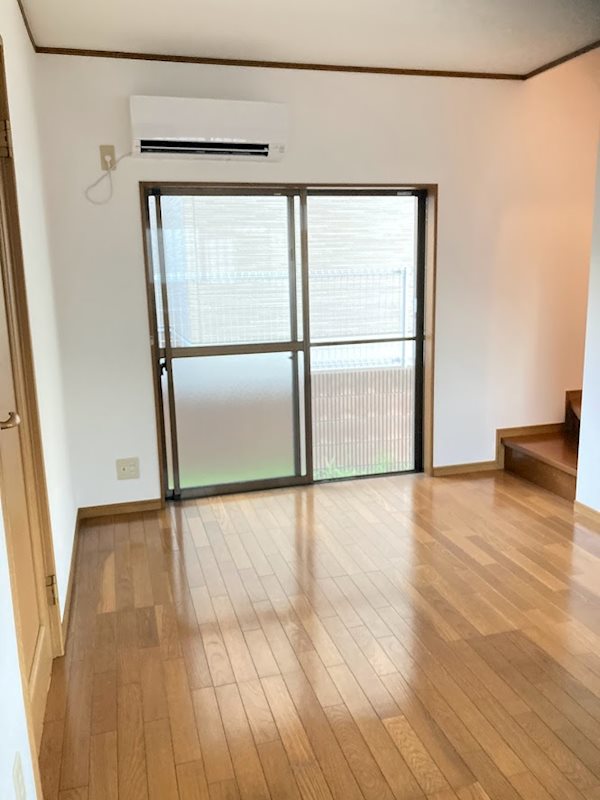 松林貸家 リビング