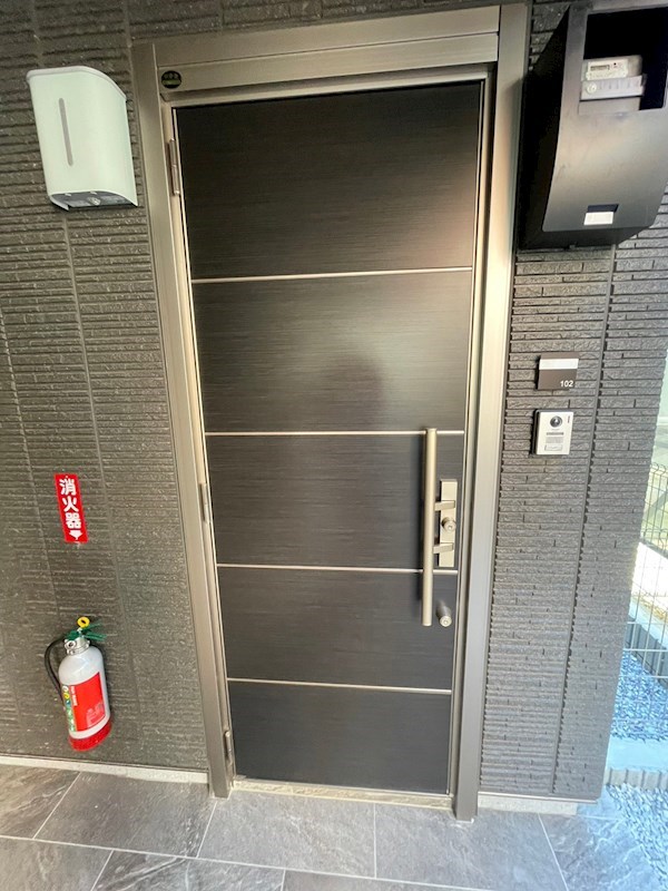 シャーメゾン茅ヶ崎海岸 玄関