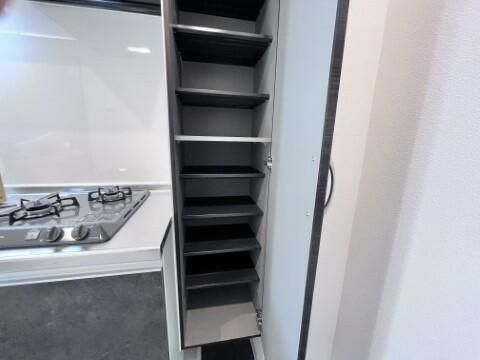 クレア伊勢原 玄関