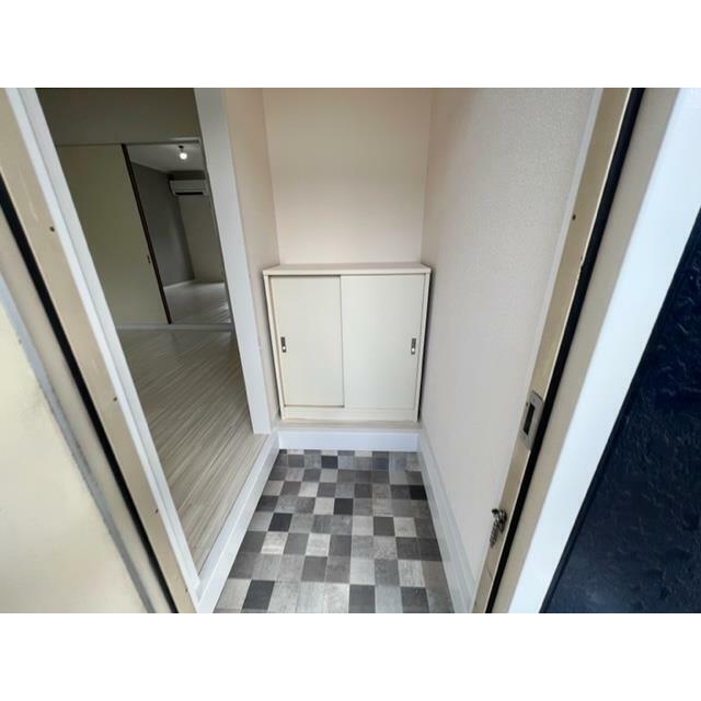 サニーコート森 玄関