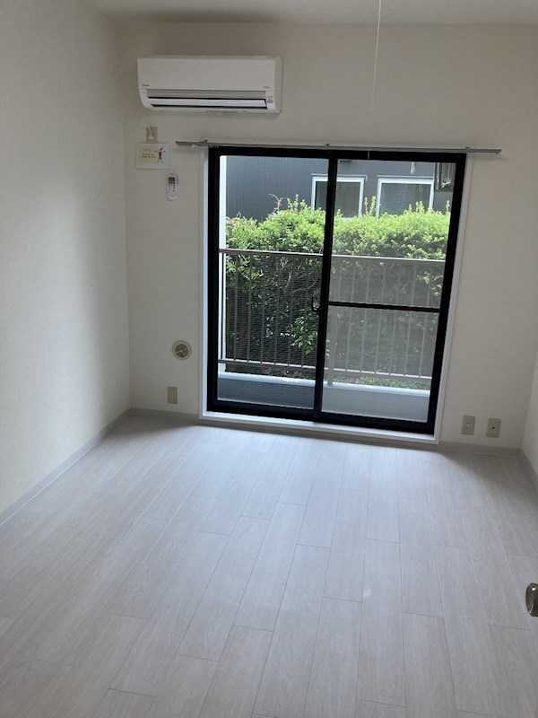 ジュネパレス藤沢第一 ベッドルーム