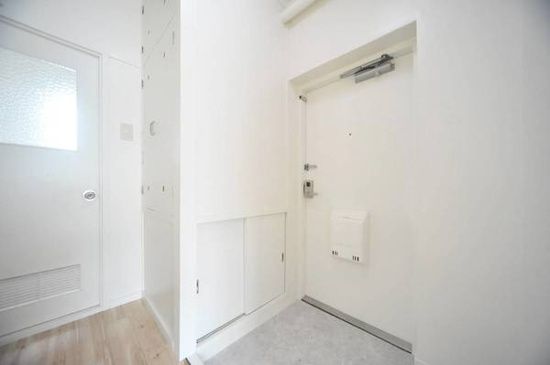 ビレッジハウス下島第二３号棟 玄関