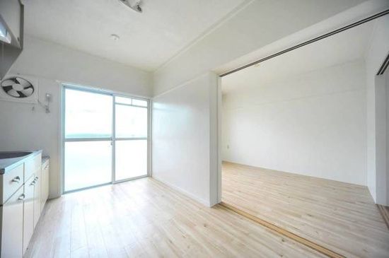 ビレッジハウス下島第二３号棟 リビング