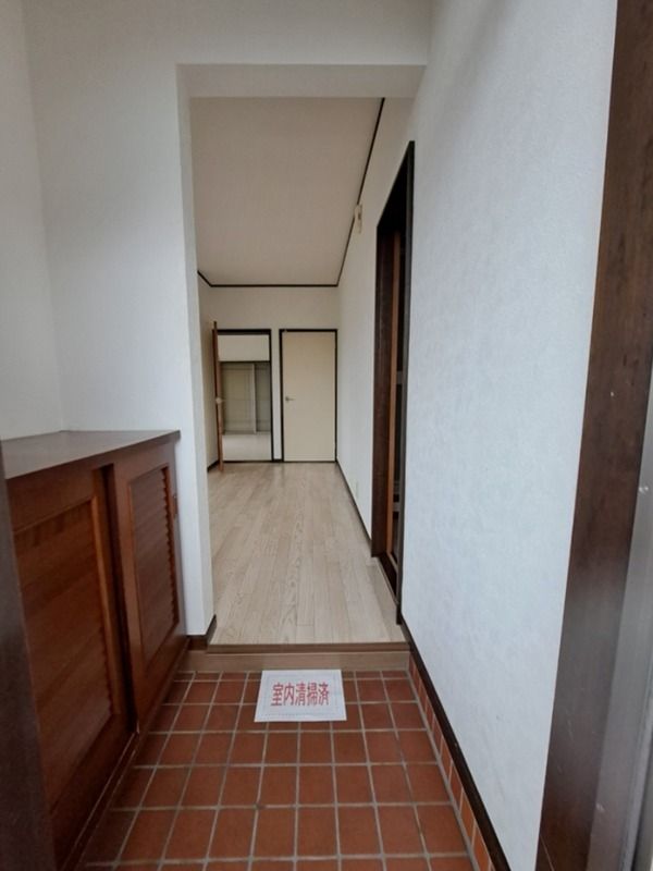 シティハイムルナⅡ 玄関