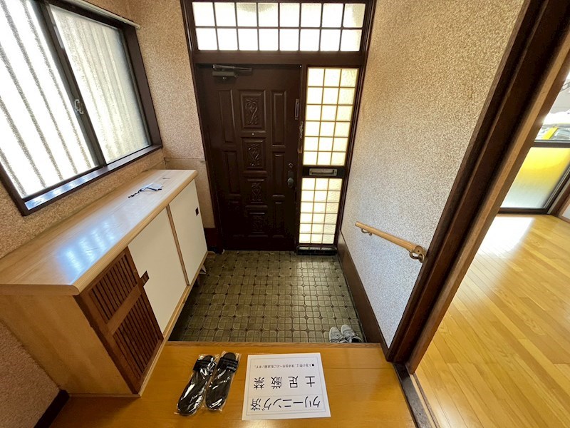 南鴨宮戸建 玄関