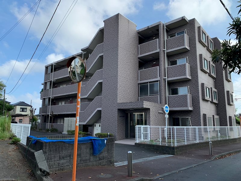 ルミエール香川 202号室 外観