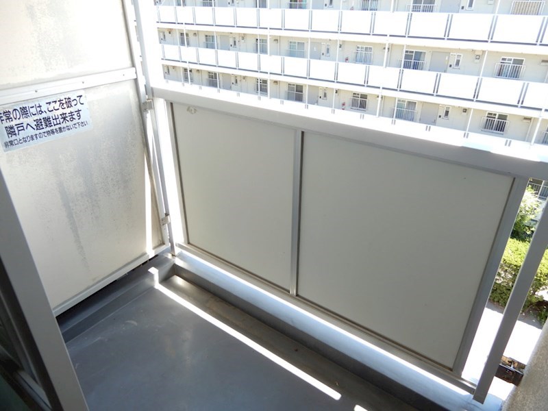 ビレッジハウス鎌倉1号棟 ベランダ