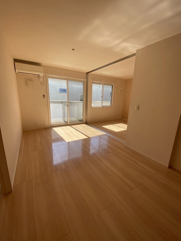 アムール リビング