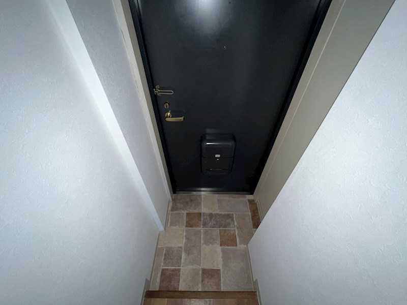 ワコーレエレガンス鶴巻温泉第一 玄関