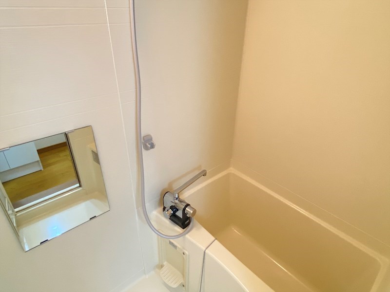 モノリス  風呂画像