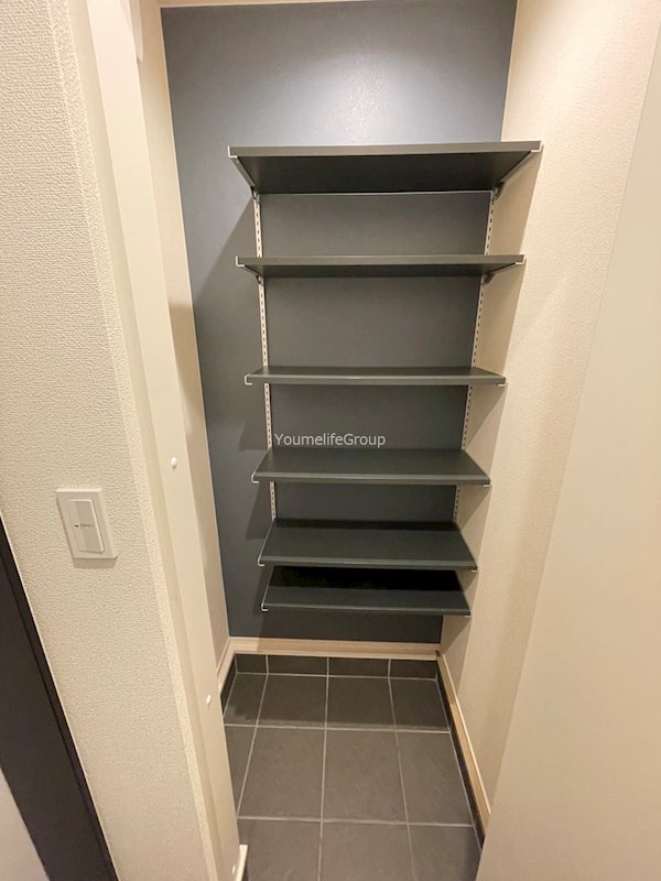 ベラフォレスタ壱番館 玄関