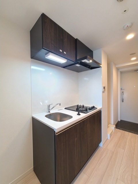 ＬＩＭＥ　ＲＥＳＩＤＥＮＣＥ　ＨＩＲＡＴＳＵＫＡ　ＷＥＳＴ キッチン